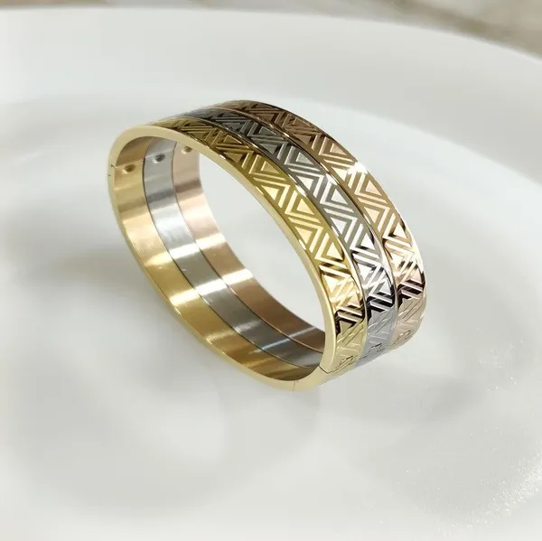 Set_of_Three_Stainless_Steel_Unisex_Kada-_STKD_4165_For_Women_&_Girls