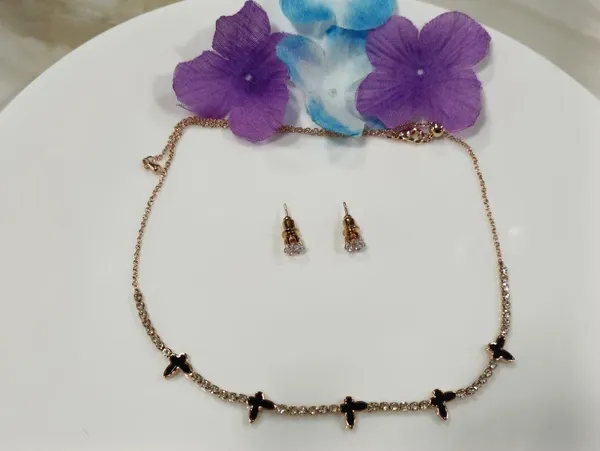 Silver/Gold/Rose_Gold_Plated_Choker_Necklace-_NK_2462_For_Women_&_Girls
