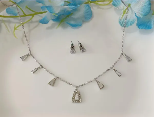 Silver/Gold/Rose_Gold_Plated_Choker_Necklace-_NK_2466_For_Women_&_Girls