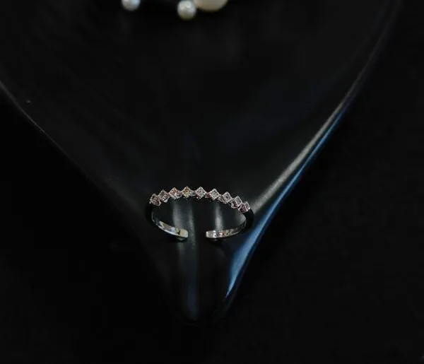 Silver_Plated_Mini_Square_Shaped_Cubic_Zicronia_Adjustable_F_For_Women_&_Girls