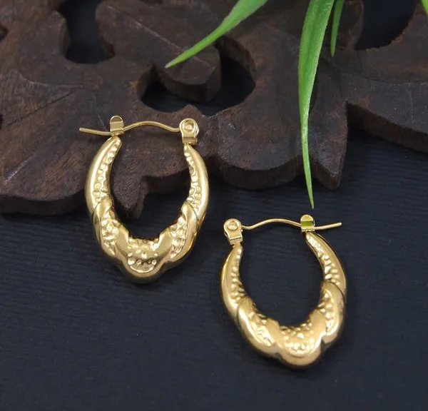 Stainless_Steel_Anti_Tarnish_Gold_Plated_Hoops_Earring_For_Women_&_Girls