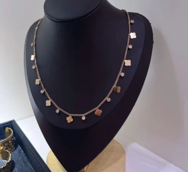 Stainless_Steel_Clover_Link_Cubic_Zirconia_Necklace-_STNK_50_For_Women_&_Girls