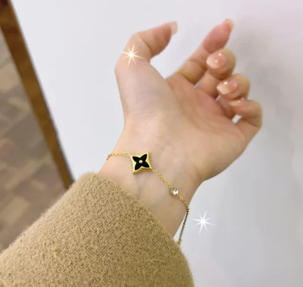 Stainless_Steel_Colourful_Flower_Bracelet-_STBR_5096_For_Women_&_Girls
