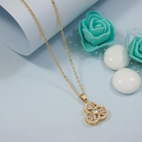 Stainless_Steel_Floral_Pendent_Chain_Necklace_-_STNK_4989_For_Women_&_Girls