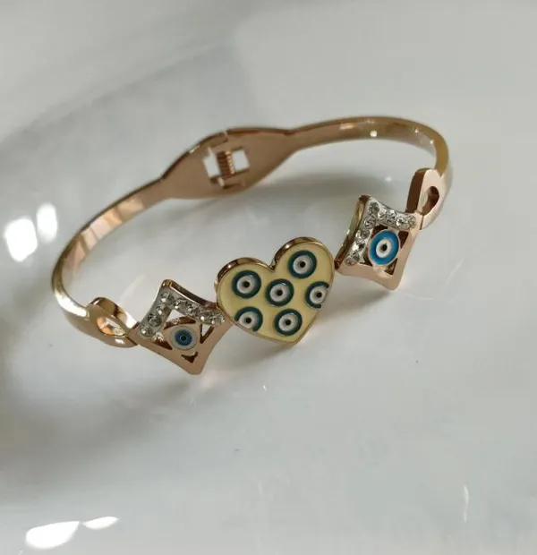 Stainless_Steel_Gold/Rosegold_Plated_Heart_Shaped_Evil_Eye_K_For_Women_&_Girls