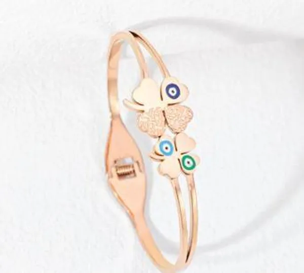 Stainless_Steel_Gold/Rosegold_Plated_Flower_Design_Evil_Eye_For_Women_&_Girls