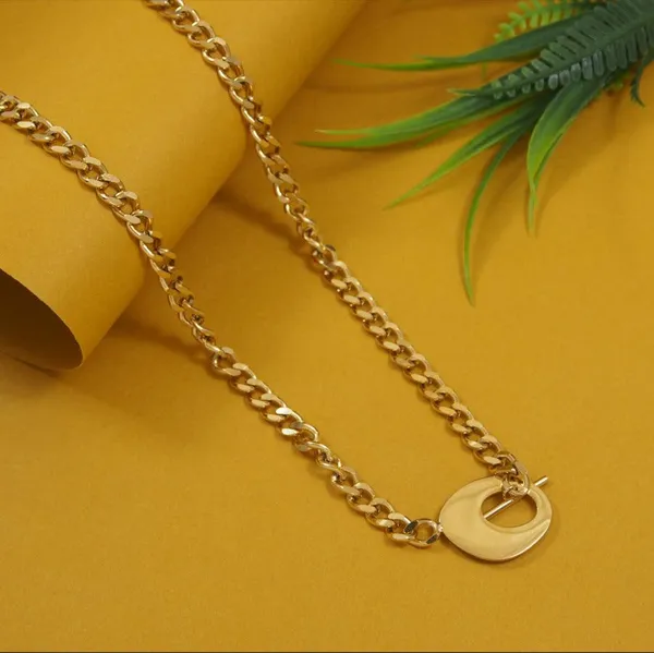 Stainless_Steel_Gold_Plated_Green_Stone_Studded_Geometric_Ch_For_Women_&_Girls