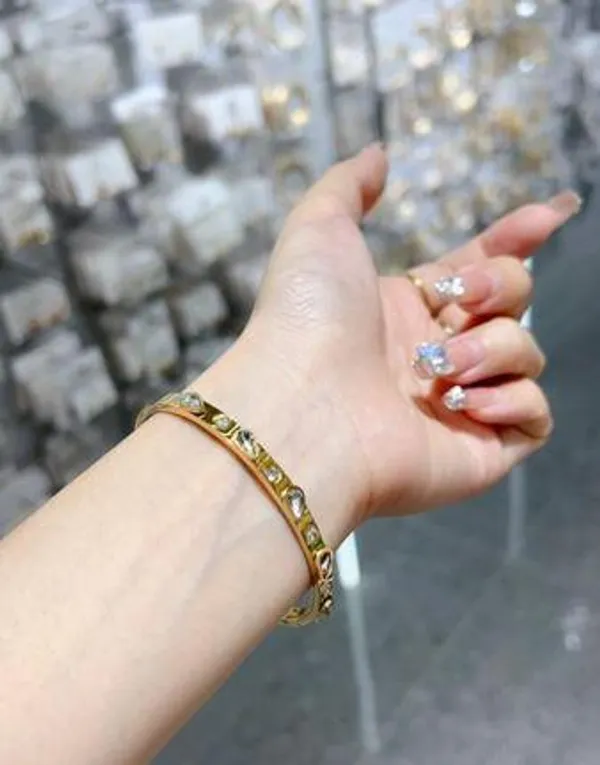 Stainless_Steel_Gold/Rosegold_Plated_Tear_Drop_Kada-_STKD_4900_For_Women_&_Girls