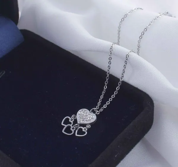 Stainless_Steel_Heart_Shape_Cubic_Zirconia_Pendent_Necklace_For_Women_&_Girls