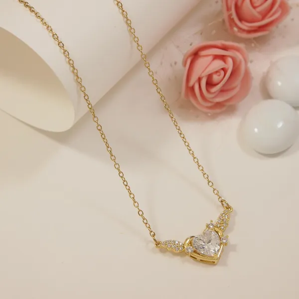 Stainless_Steel_Heart_Shaped_Angel_Wing_Pendent_Chain_Neckla_For_Women_&_Girls