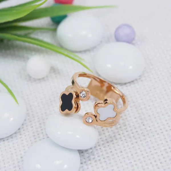 Stainless_Steel_Rosegold_Plated_Black_and_White_Clover_Doubl_For_Women_&_Girls