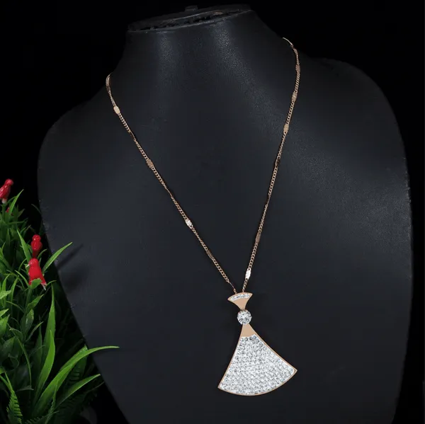 Stainless_Steel_Rosegold_Plated_Bulgari_Diva_Chain_Pendent-_For_Women_&_Girls