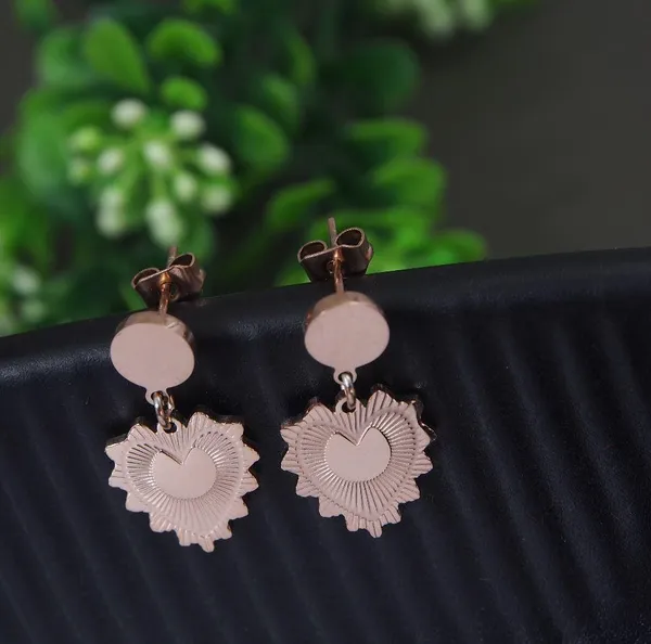 Stainless_Steel_Rosegold_Plated_Heart_Shaped_Drop_Earring-STNER_2842_For_Women_&_Girls