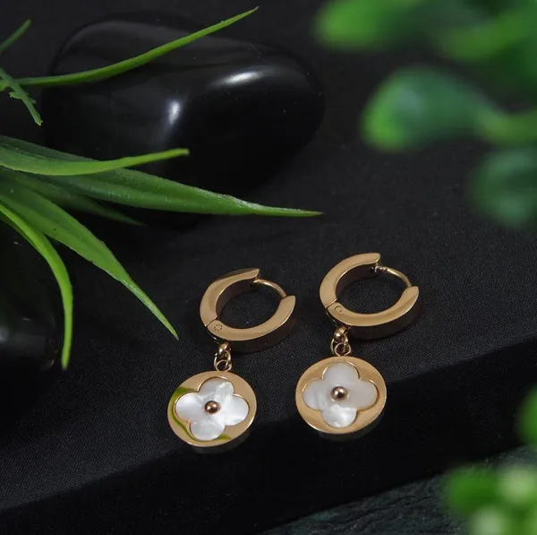 Stainless_Steel_Rosegold_Plated_White_Shell_Clover_Hoops_Earring-STNER_2884_For_Women_&_Girls