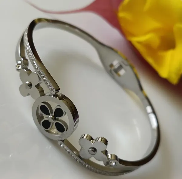 Stainless_Steel_Silver_Plated_Floral_Design_Kada-_STKD_2661_For_Women_&_Girls
