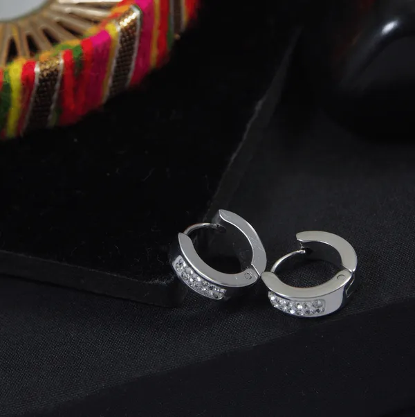 Stainless_Steel_Silver_Plated_Hoops_Earring-STNER_2918_For_Women_&_Girls