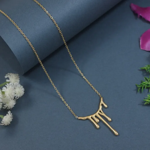 Stainless_Steel_Spill_Pendent_Necklace_For_Women_&_Girls