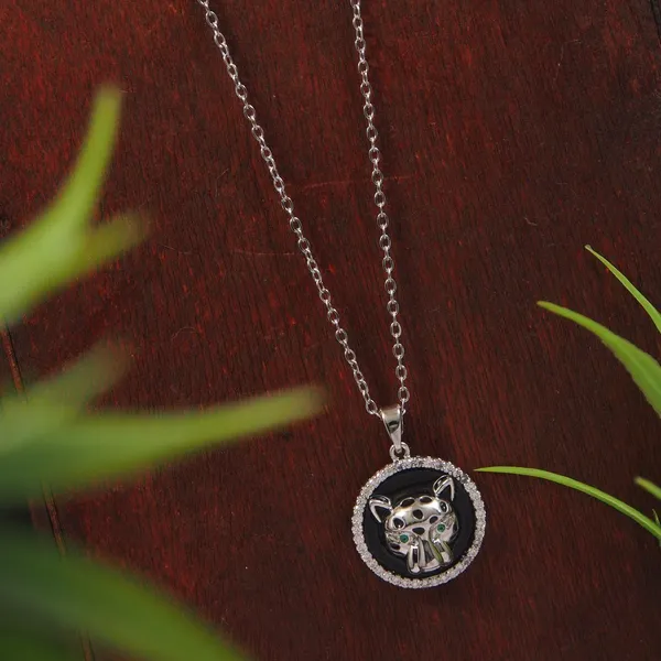 Stainless_Steel_Silver_Tiger_Face_Pendent_Chain_Necklace_-_For_Women_&_Girls