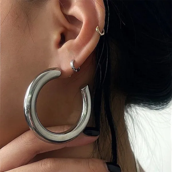 Stylish_Silver_Chunky_Hoop_Earrings_For_Women_&_Girls