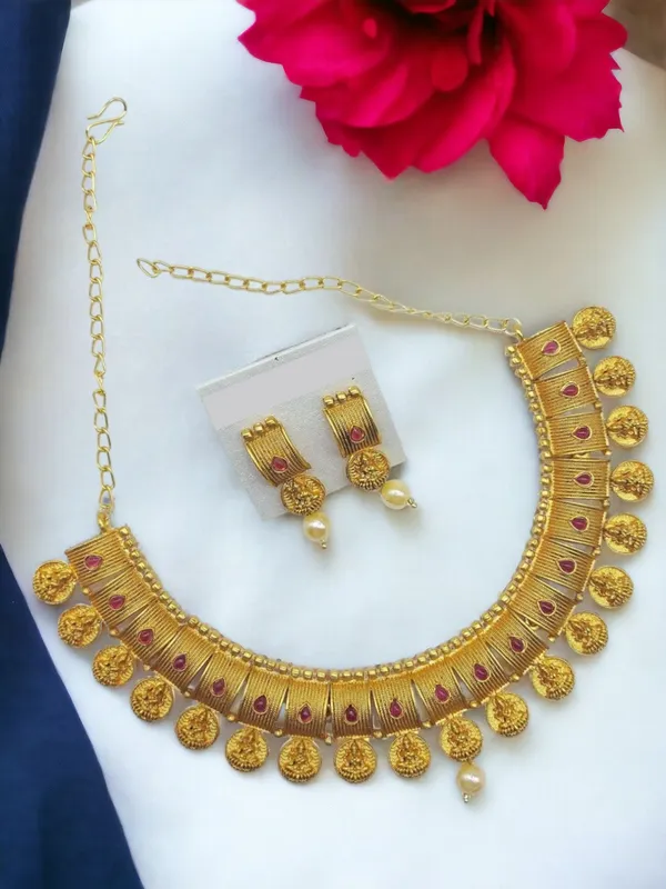 Traditional_Gold-Plated_Temple_Necklace_Set_For_Women_&_Girls