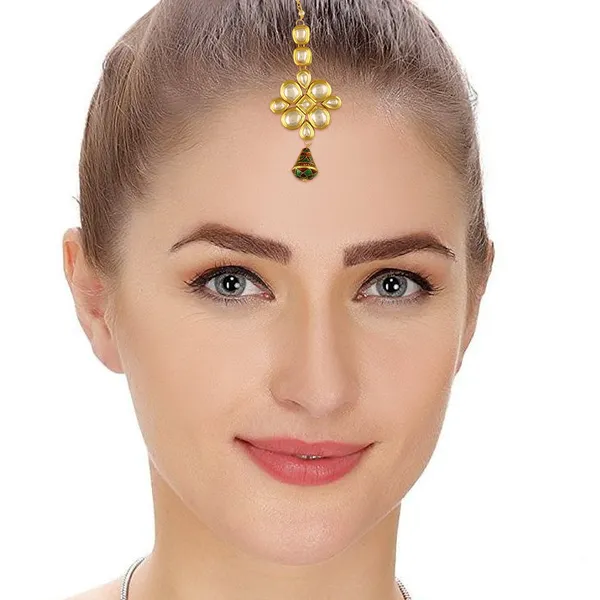 Traditional_Kundan_Maang_Tikka_with_Floral_Design_and_Enamel_For_Women_&_Girls