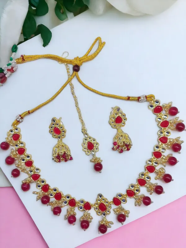 Traditional_Red_&_Gold_Kundan_Necklace_Set_For_Women_&_Girls