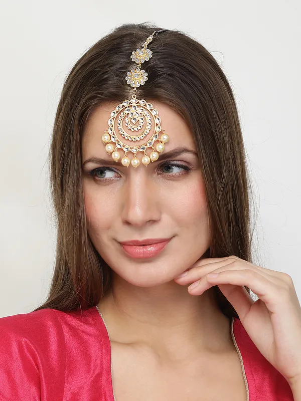Traditional_Gold-Plated_Oversized_Chandbali_Kundan-Studded_M_For_Women_&_Girls
