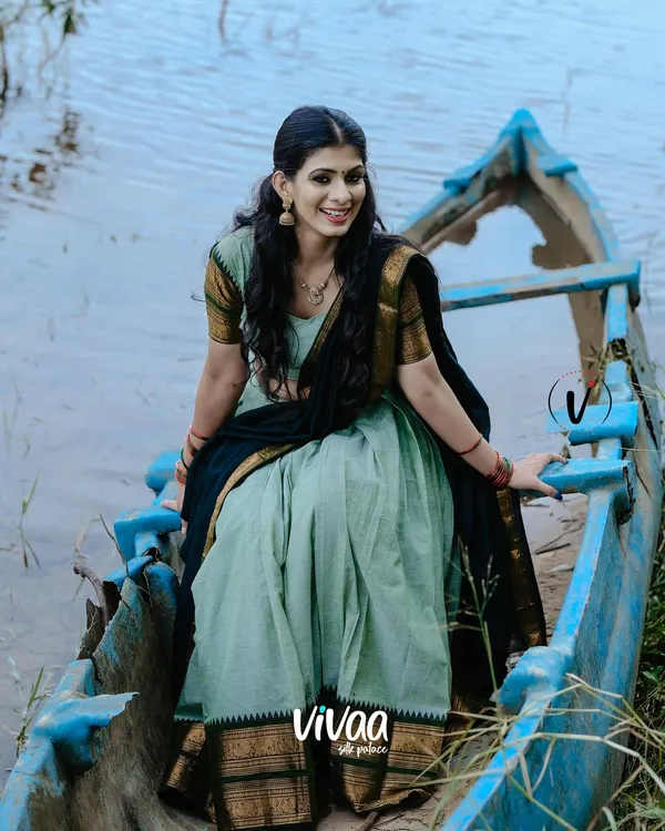 C-Green_Kanjivaram_Soft_Silk_Wedding_&_Party_Wear_Half_Saree_&_Unstiched_Blouse_For_Women