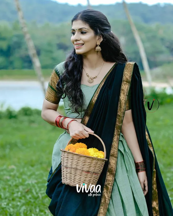 C-Green_Kanjivaram_Soft_Silk_Wedding_&_Party_Wear_Half_Saree_&_Unstiched_Blouse_For_Women