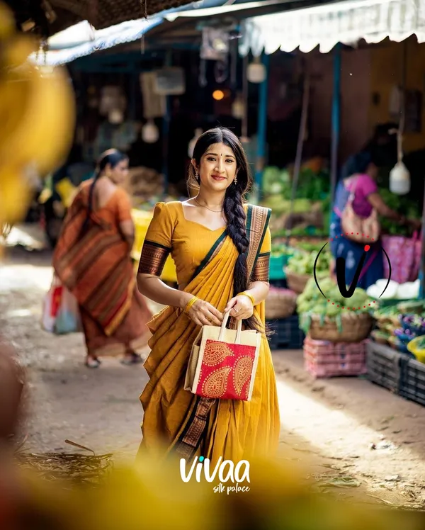 Yellow_Kanjivaram_Soft_Silk_Wedding_&_Party_Wear_Saree_&_Unstiched_Blouse_For_Women