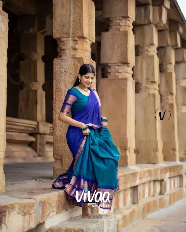Blue_Kanjivaram_Soft_Silk_Wedding_&_Party_Wear_Saree_&_Unstiched_Blouse_For_Women
