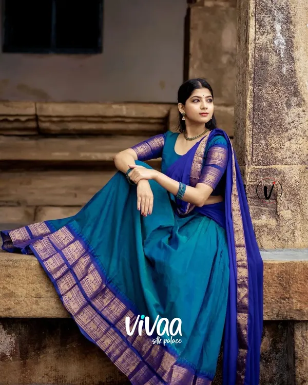 Blue_Kanjivaram_Soft_Silk_Wedding_&_Party_Wear_Saree_&_Unstiched_Blouse_For_Women