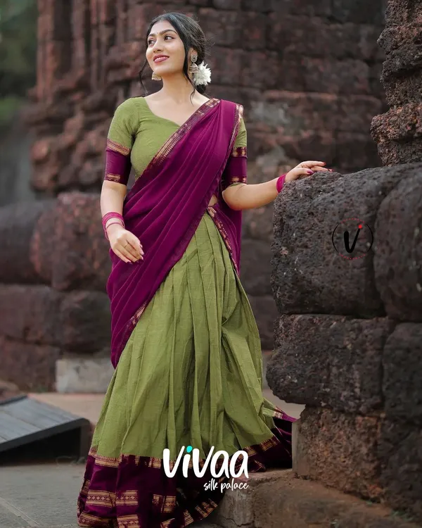 Lemon_Kanjivaram_Soft_Silk_Wedding_&_Party_Wear_Saree_&_Unstiched_Blouse_For_Women