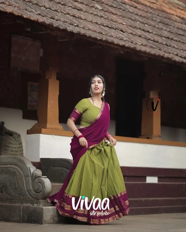 Lemon_Kanjivaram_Soft_Silk_Wedding_&_Party_Wear_Saree_&_Unstiched_Blouse_For_Women