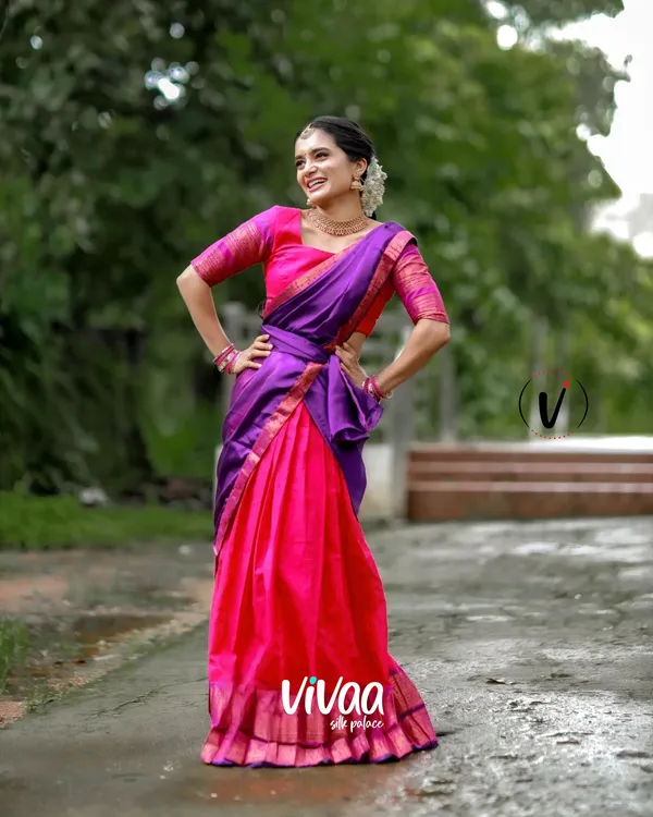 Gajri_Kanjivaram_Soft_Silk_Wedding_&_Party_Wear_Half_Saree_&_Unstiched_Blouse_For_Women