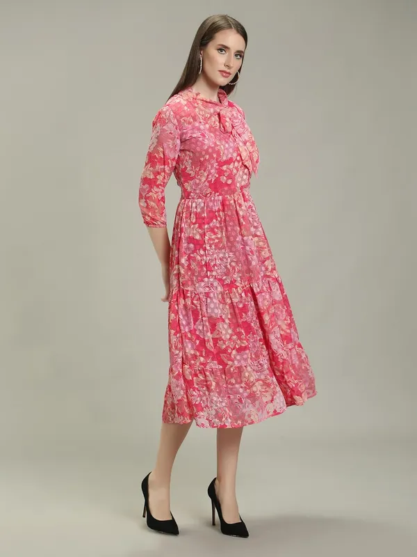 Pink_Comfortable_&_Flexible_Fit_Georgette_Short_Midi_Dress_For_Women