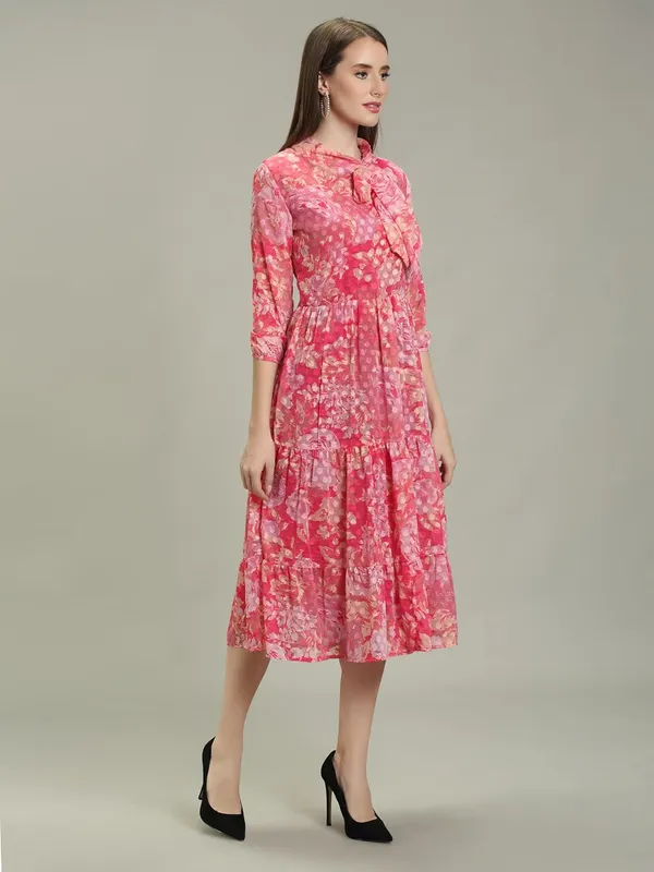 Pink_Comfortable_&_Flexible_Fit_Georgette_Short_Midi_Dress_For_Women