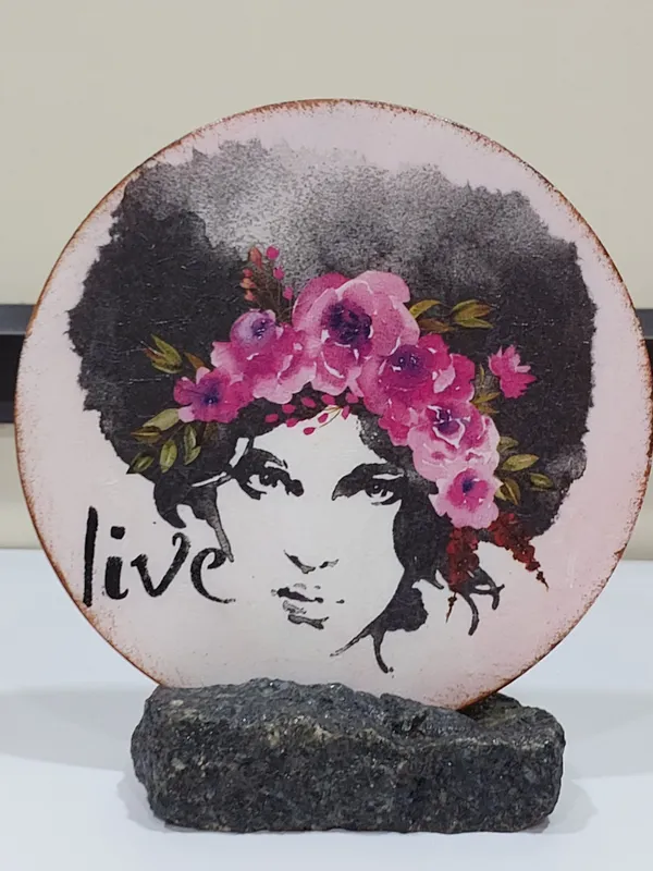 _Marble_Table_Decor_Stone_Accent_Decorative_Gifting_Plate_with_Rock_Stand_for_Living_Room_Decor,_Office_Decor_and_Home_Decor_(Medium_Size_-_8_inch_Marble_Plate)