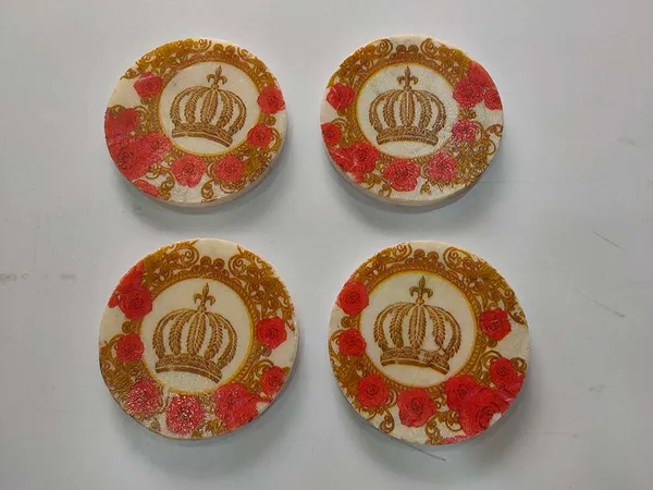 round_shaped_white_floral_and_gold_marble_coasters_(Set_of_4)