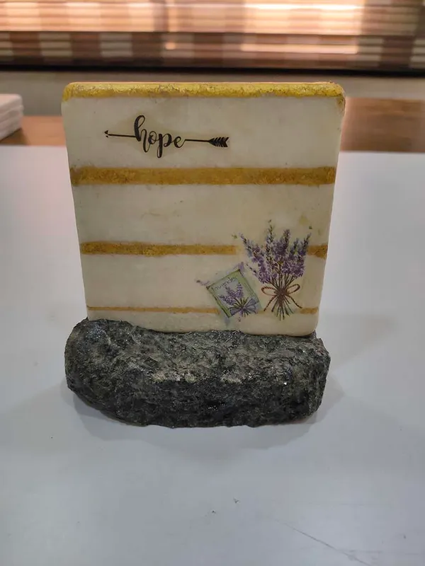 _Marble_4"_decorative_plate_with_Granite_rock_stand