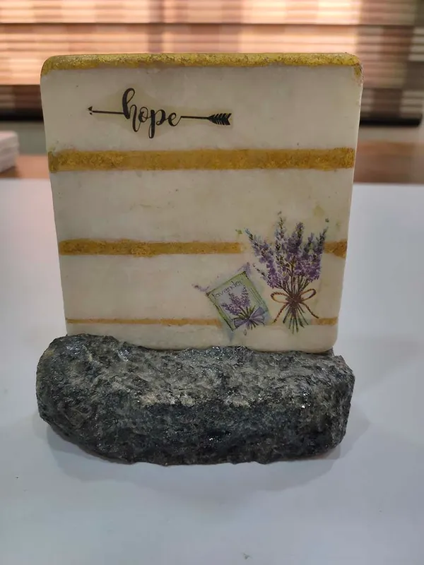_Marble_4"_decorative_plate_with_Granite_rock_stand