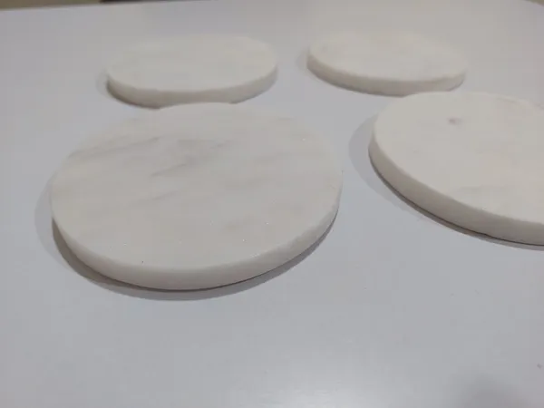 white_marble_coasters_(Set_of_4)