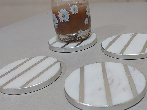mat_silver_marble_coasters_(Set_of_4)