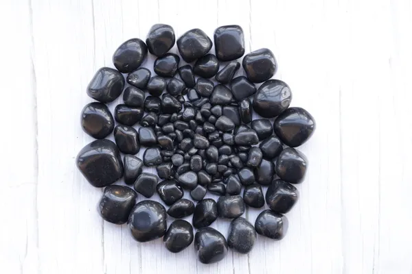 Jade_Black_Mix_size_Polished_Pebbles