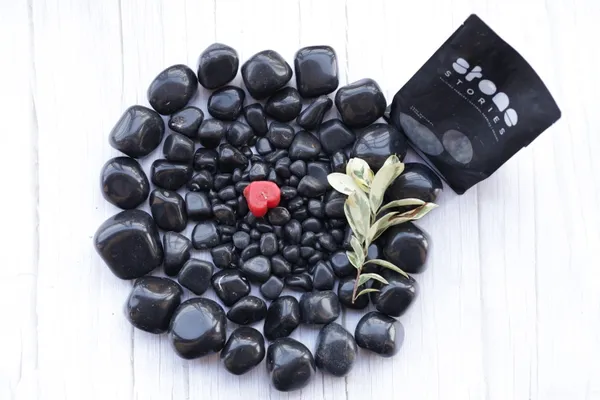 Jade_Black_Mix_size_Polished_Pebbles