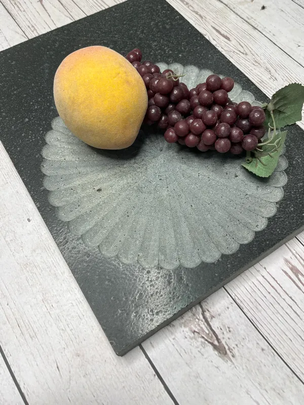 Grey_Stone_Petal_Platter
