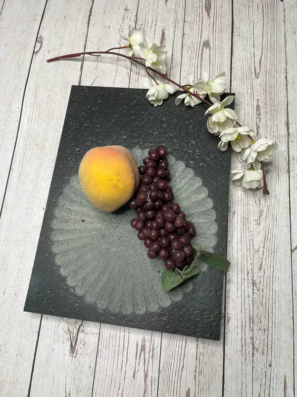 Grey_Stone_Petal_Platter
