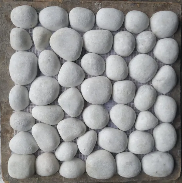 Crystal_White_Pebble_Mosaic_Tile_for_Wall_Cladding_and_Flooring_-_set_of_4_-_30_cm_x_30_cm_Interlocking_tiles