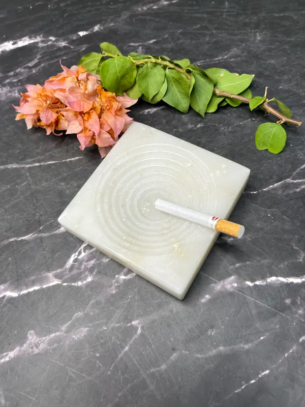 Minimalist_Stone_Groove_Ashtray