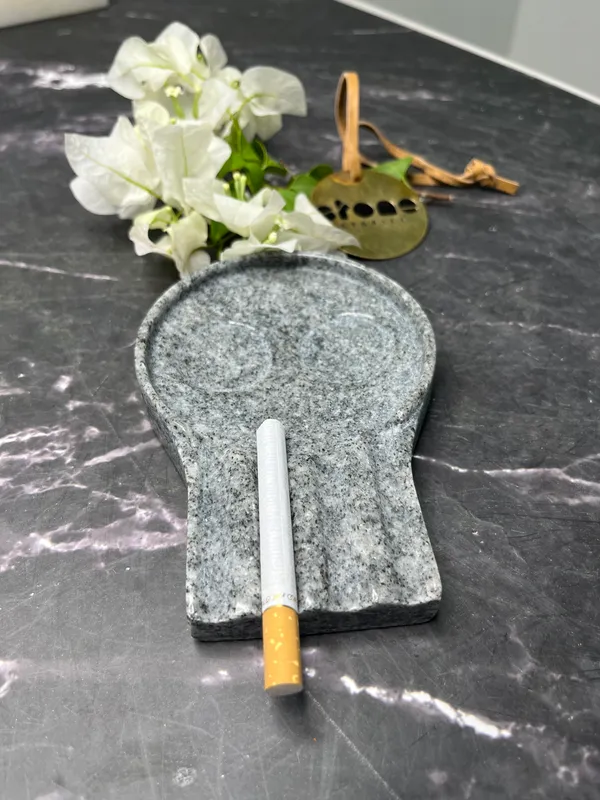 Stone_Skull_Ashtray